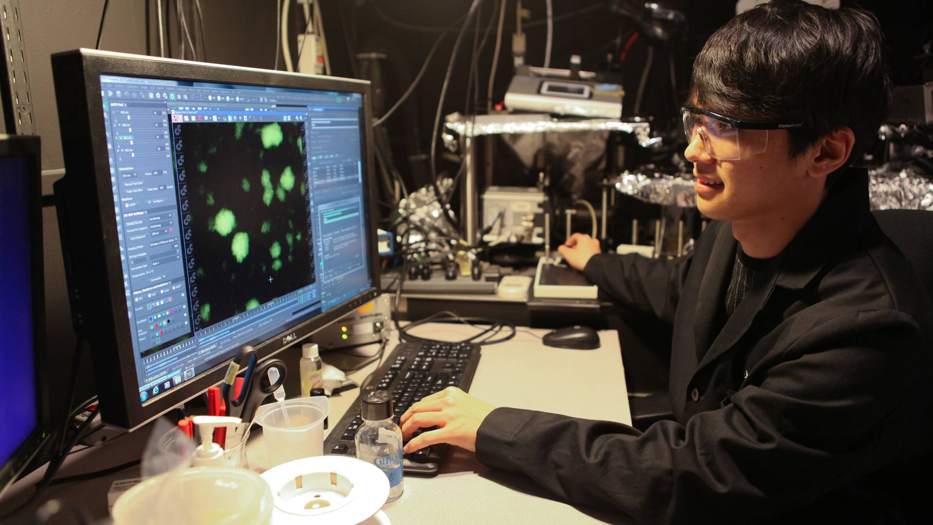 Minyoung Kevin Kim at the computer