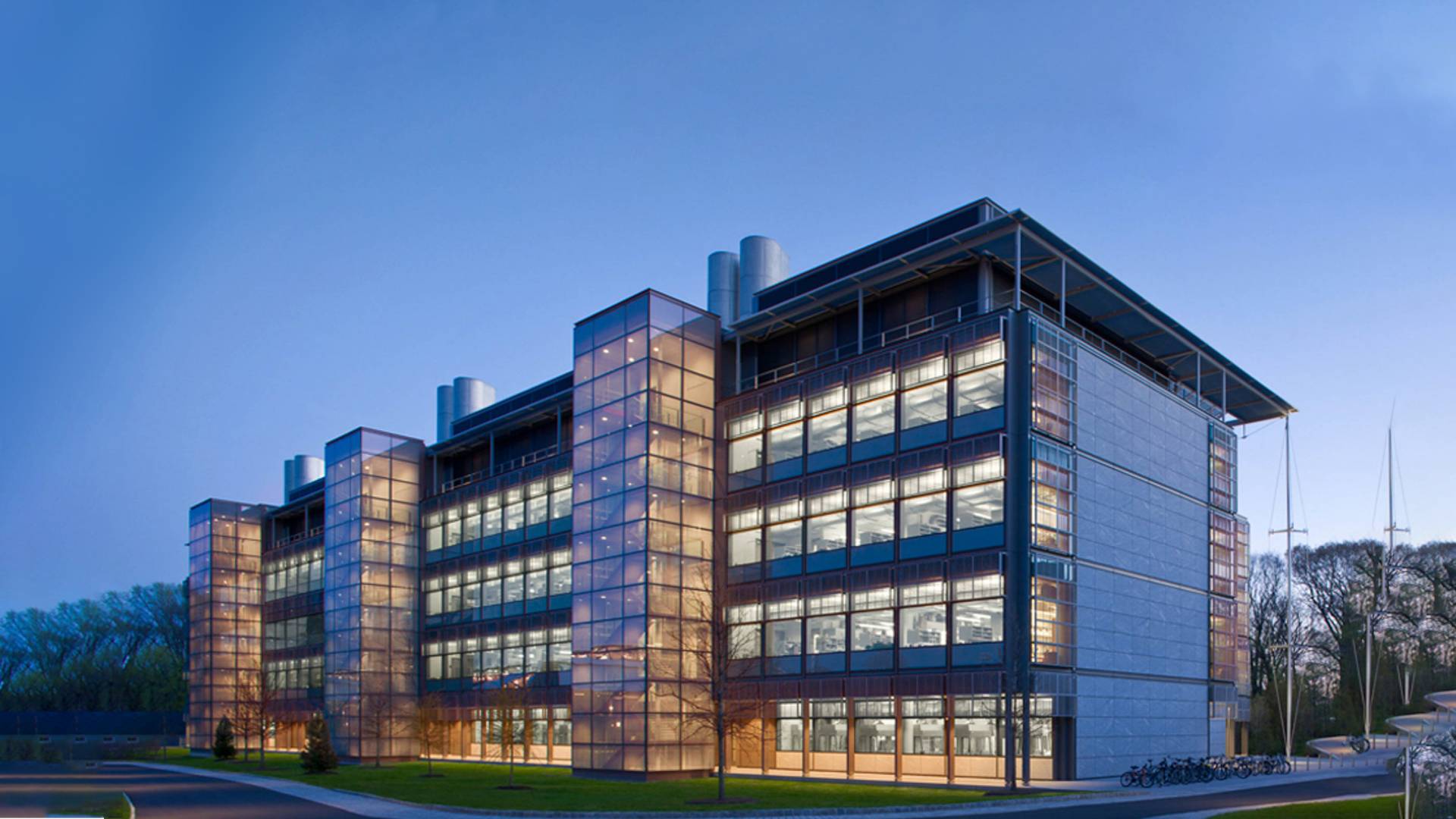Frick Chemistry Building at twilight