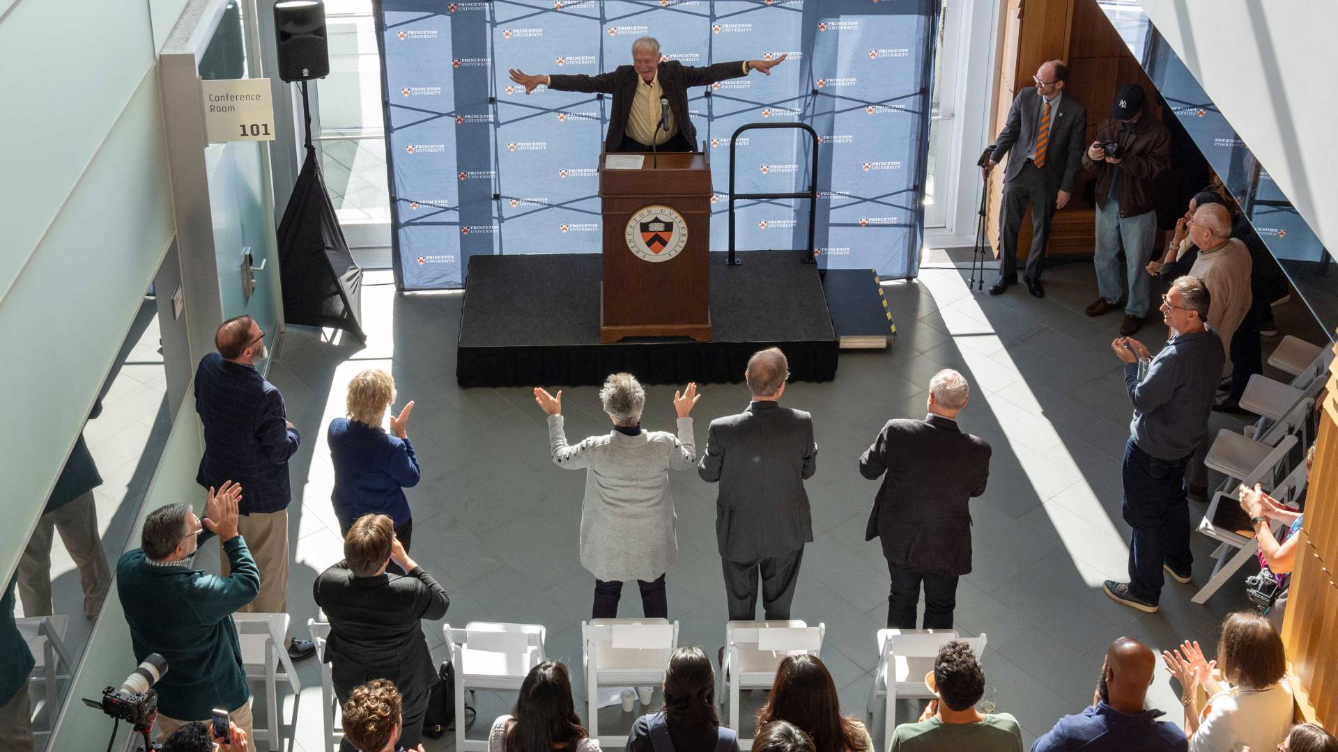 Hopfield at the podium