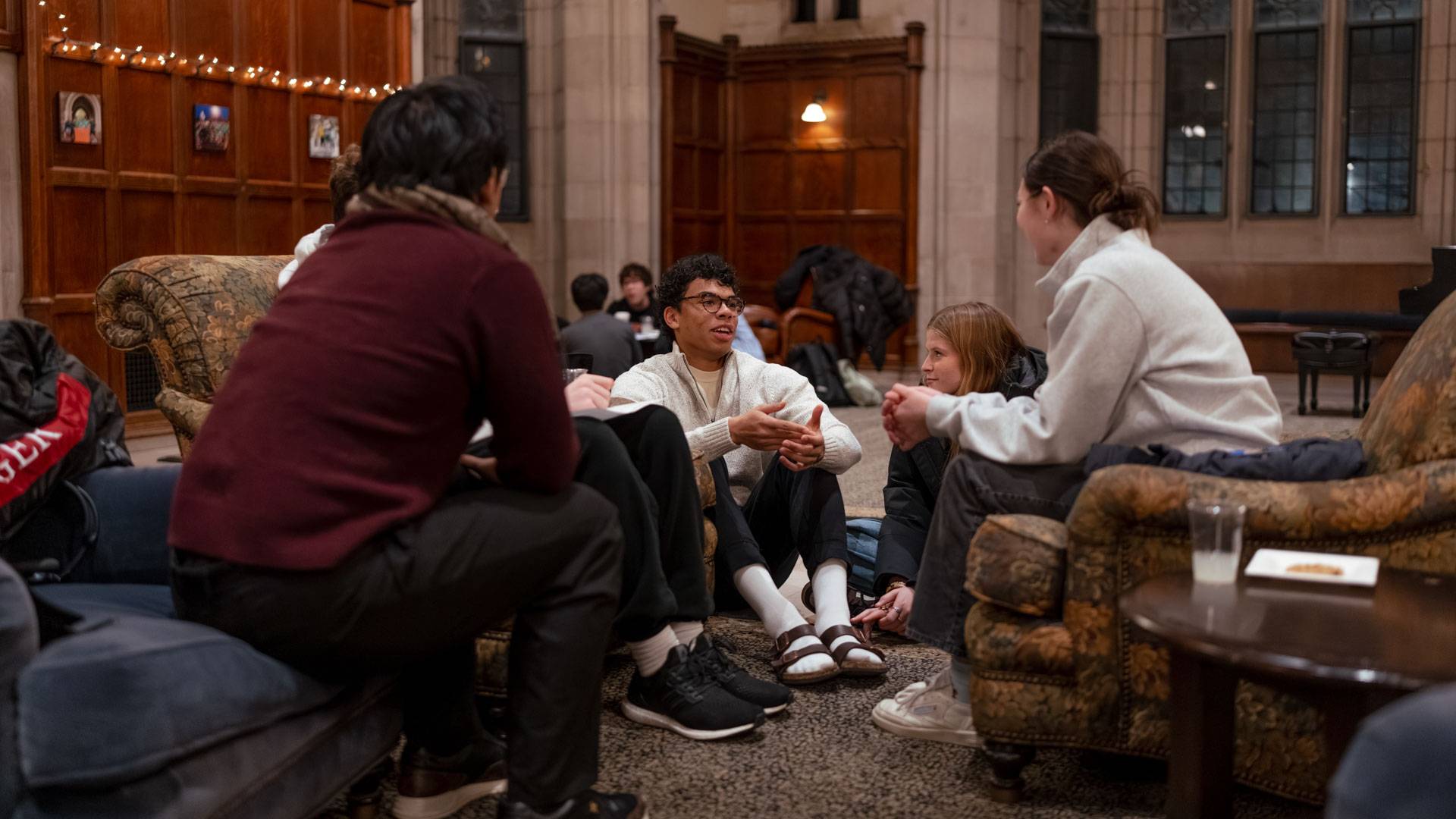 Please insert alt text here.