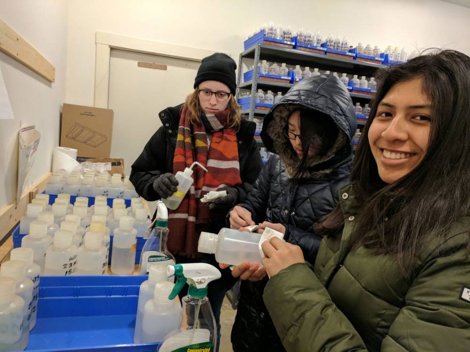 Students archiving water samples