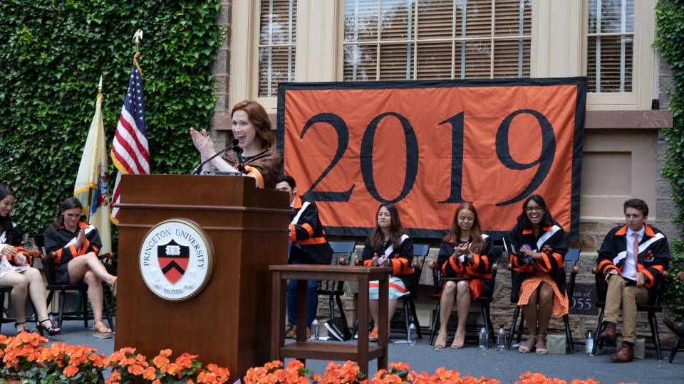Kemper addresses the class of 2019