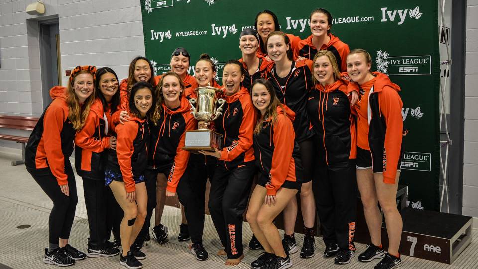 women's champion swim team