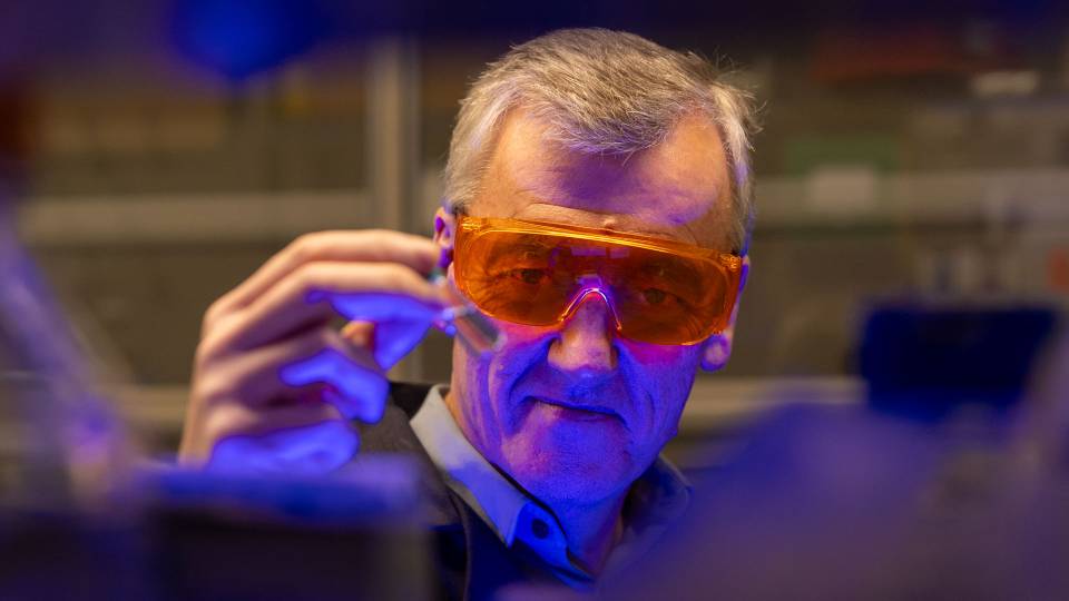 David MacMillan in the lab.