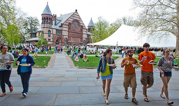 SMT Arts Weekend picnic