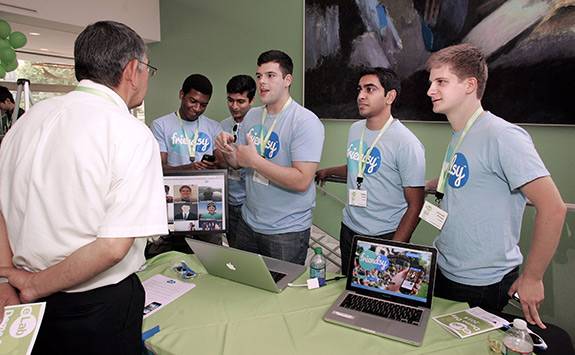 eLab Demo Day Friendsy