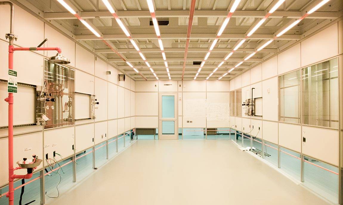 Andlinger clearnroom