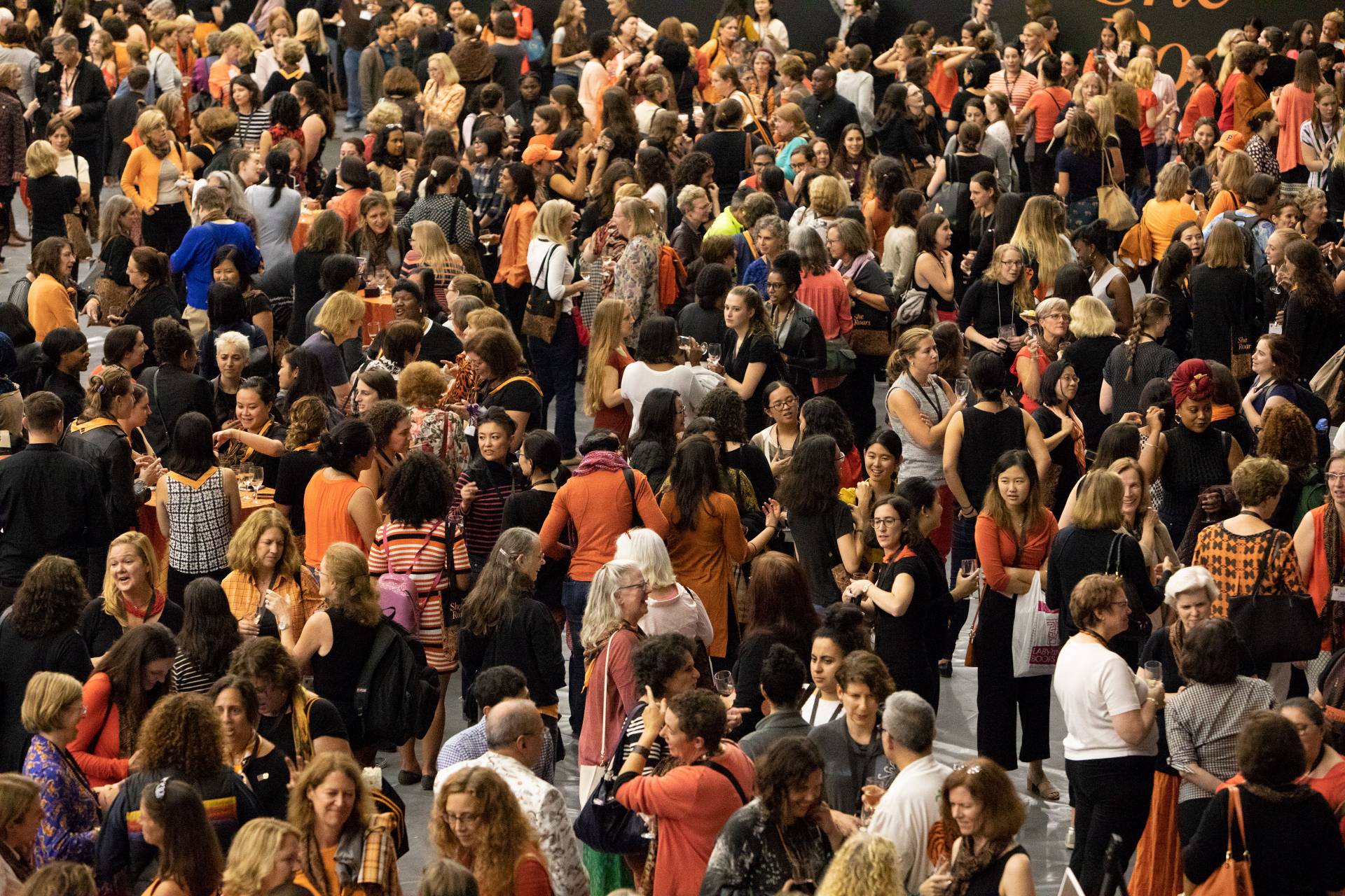 Crowd at Elle Kemper event