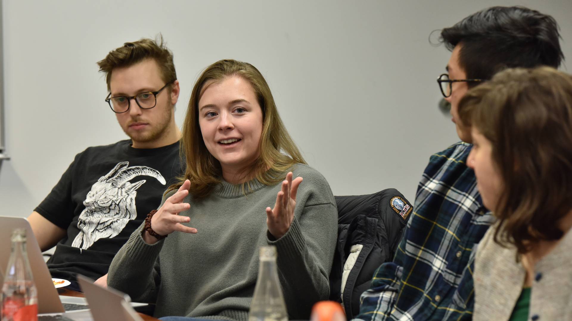 Elena Di Rosa speaking