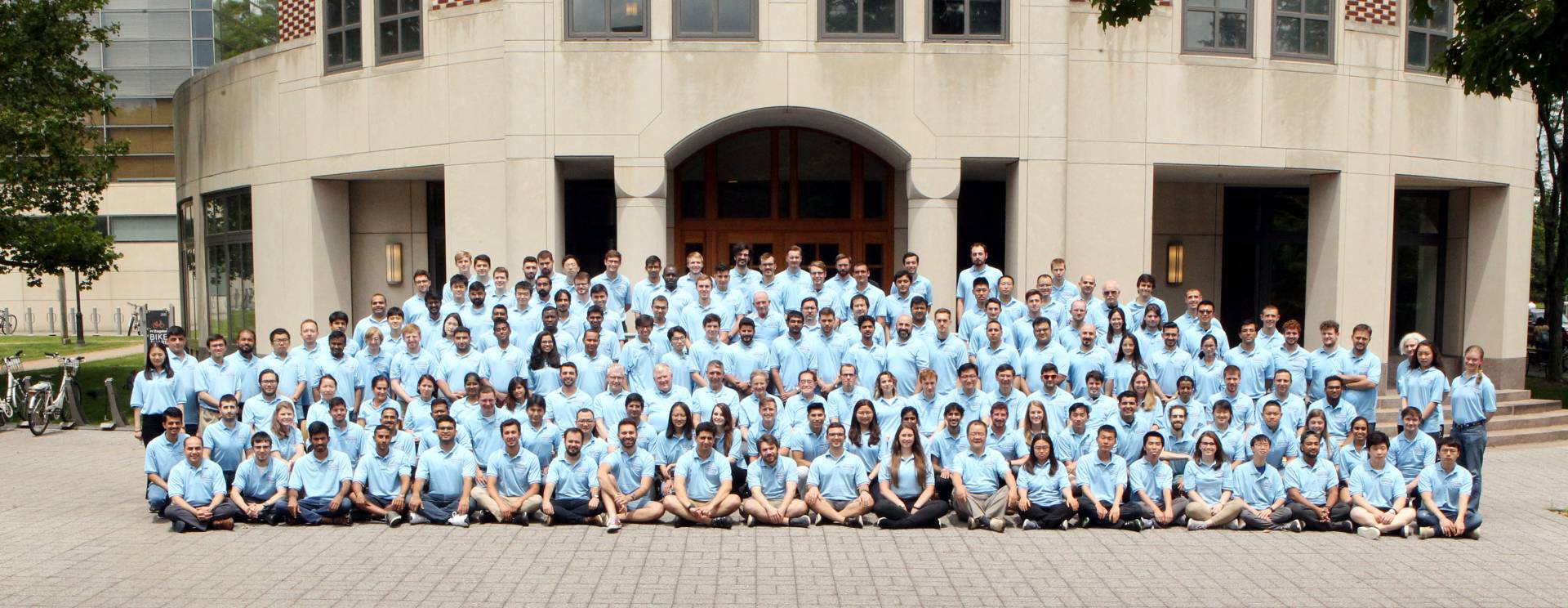 Large group at Combustion conference