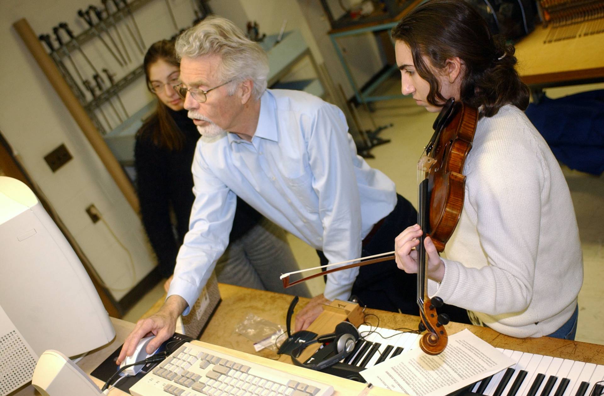 Pierre Piroué with students