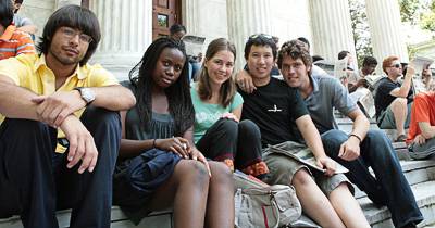 Students on Whig Hall steps