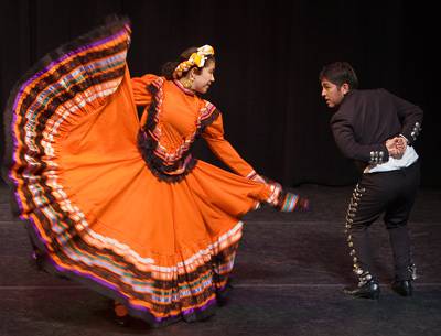 Campos and Castro dance to "Jarabe Tapatio"