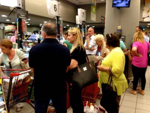 Makenna May Greece blog grocery lines