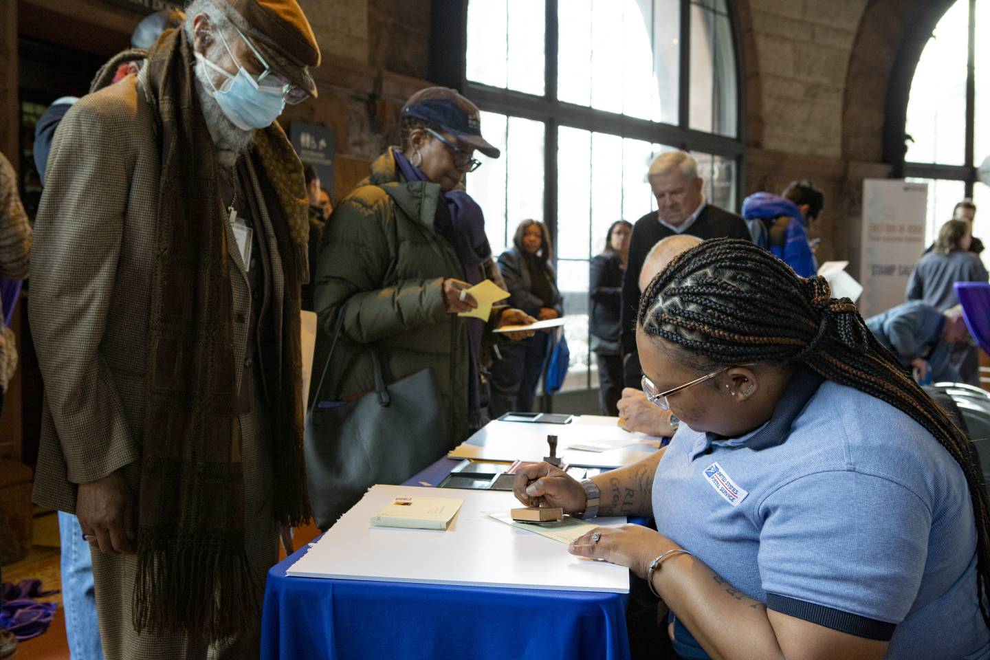 People in line for Toni Morrison stamps