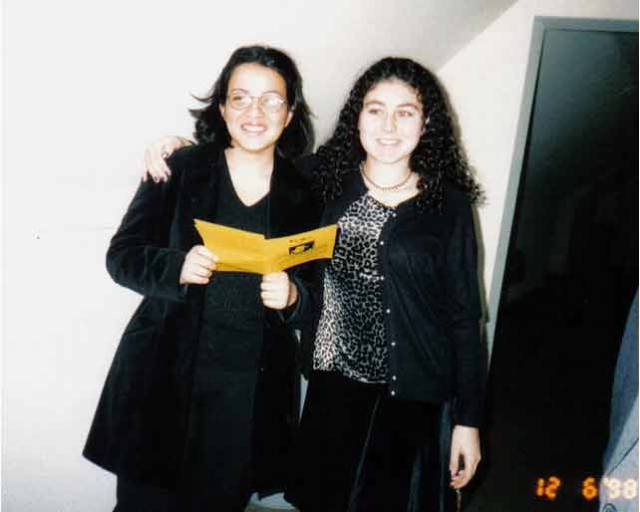 Jennifer Morton with freshman roommate Heather Sauceda in the hallway of Third Floor Blair