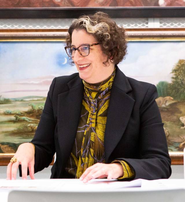 Course instructor Rachael DeLue